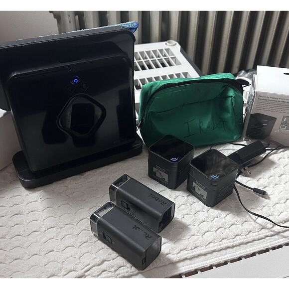 iRobot Braava 350 Floor Mopping Sweep Robot Turbo Charger Northstar Cube Works - Picture 4 of 17